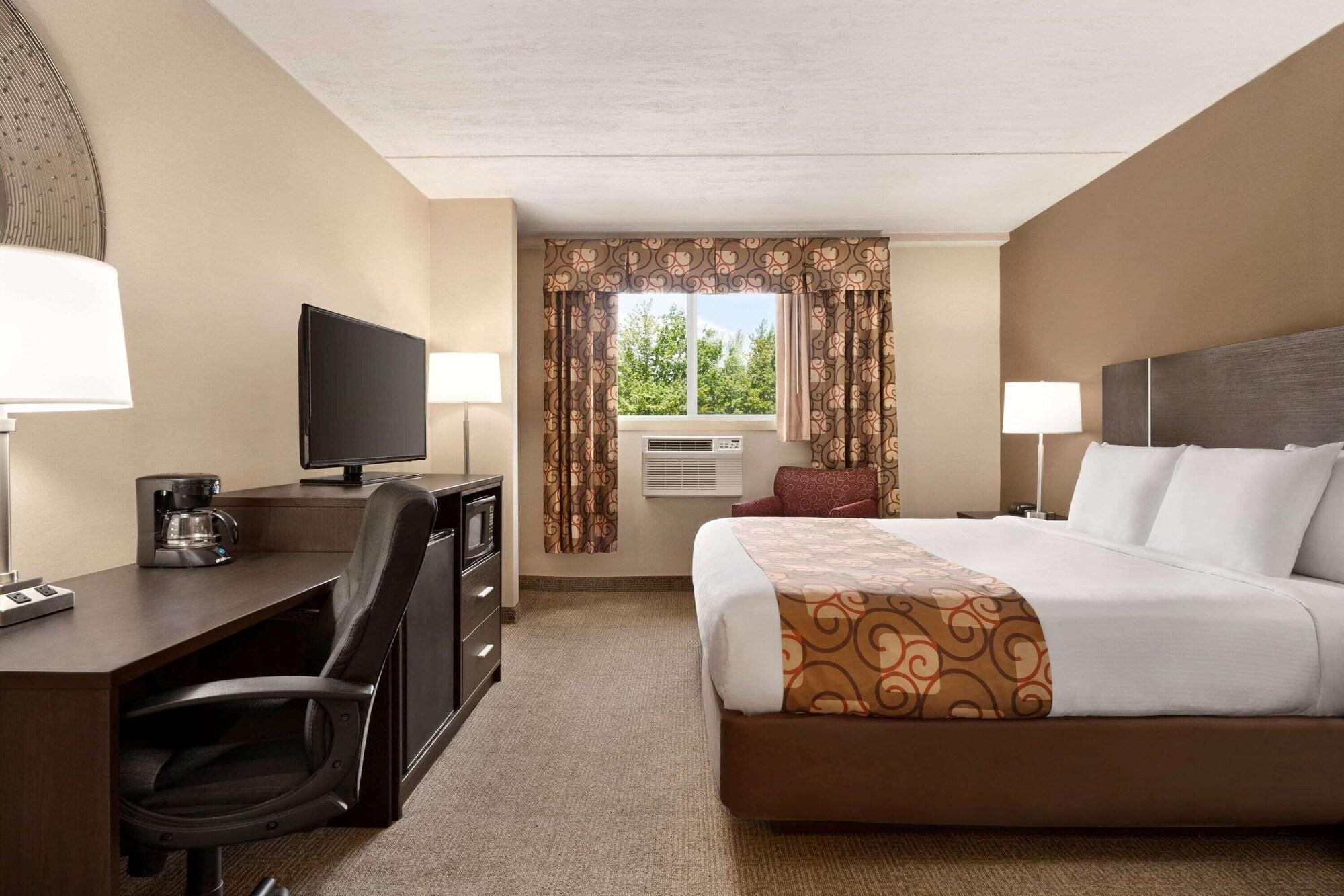 סאות' פורטלנד Days Inn By Wyndham Airport/Maine Mall מראה חיצוני תמונה