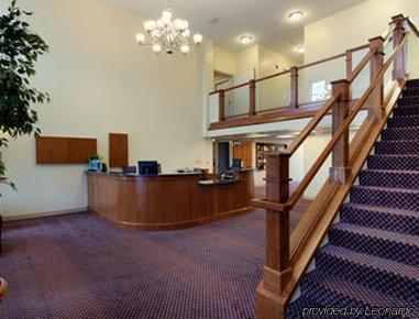 סאות' פורטלנד Days Inn By Wyndham Airport/Maine Mall מראה פנימי תמונה