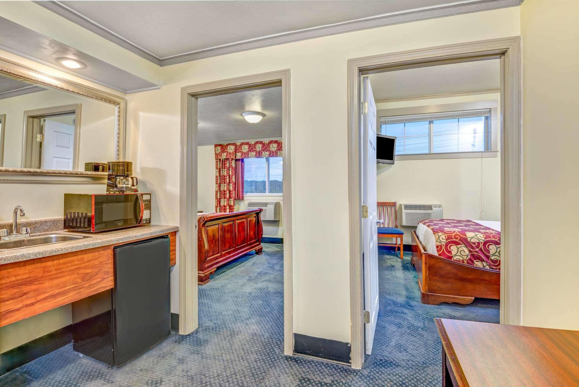 סאות' פורטלנד Days Inn By Wyndham Airport/Maine Mall מראה חיצוני תמונה