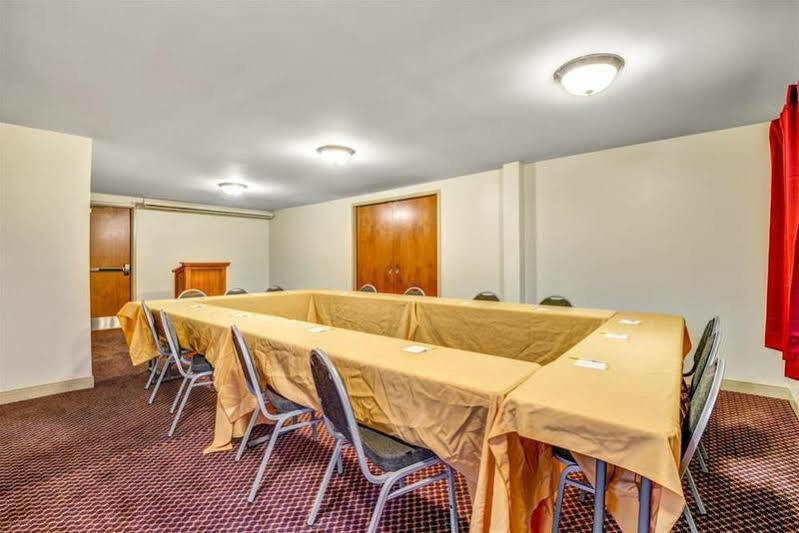 סאות' פורטלנד Days Inn By Wyndham Airport/Maine Mall מראה חיצוני תמונה